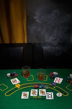 Набор для игры в покер "Крупная ставка" Nothing Shop (Черный, зеленый, белый) 212737 #188963