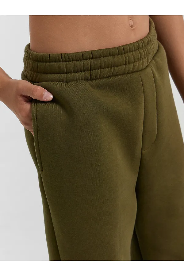 Комплект (Свитшот+Брюки) MARK FORMELLE, темная олива +печать - фото 2