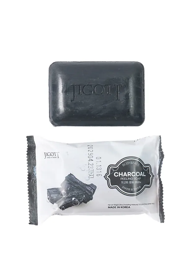 Jigott Мыло-скраб для лица и тела с древесным углем / Charcoal Scrub Soap, 150 г KRISTALLER, черный - фото 2