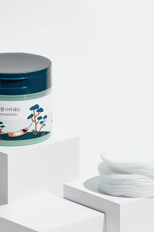 ROUND LAB Пэды для проблемной кожи лица с экстрактами сосны и центеллы  / Pine Calming Cica Pad, 50 шт. (130 мл) KRISTALLER, белый - фото 2