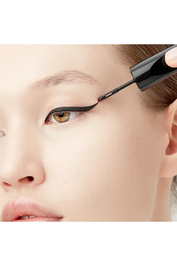 Provoc Жидкая подводка для глаз с роликом / Eyeliner Wheel 01 Matte Black, черный матовый KRISTALLER, черный матовый - фото 2