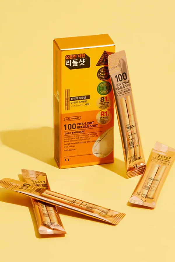 VT Cosmetics Бустер-сыворотка для лица с микроиглами и витамином C / Vita-Light Reedle Shot 100 Stick, 10 x 2 мл KRISTALLER, золотой - фото 2