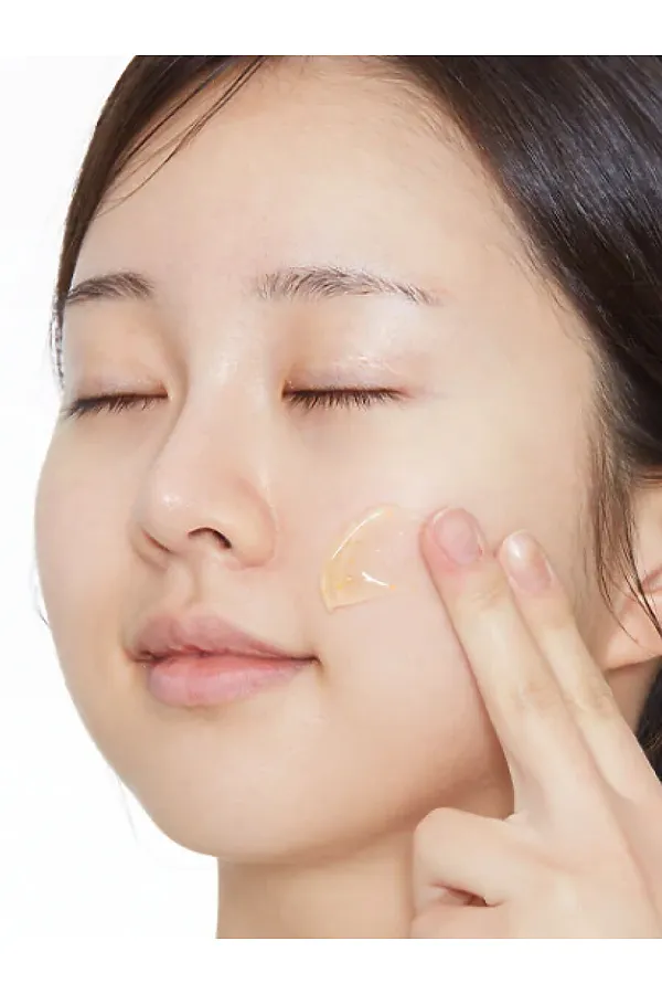 VT Cosmetics Бустер-сыворотка для лица с микроиглами и витамином C / Vita-Light Reedle Shot 100, 50 мл KRISTALLER, золотой - фото 2