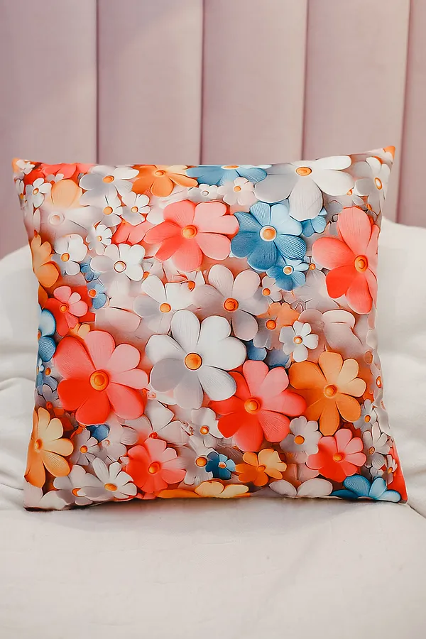 Наволочка декоративная декоративная 1 шт 3D эффект НАТАЛИ, цветные цветы - фото 2