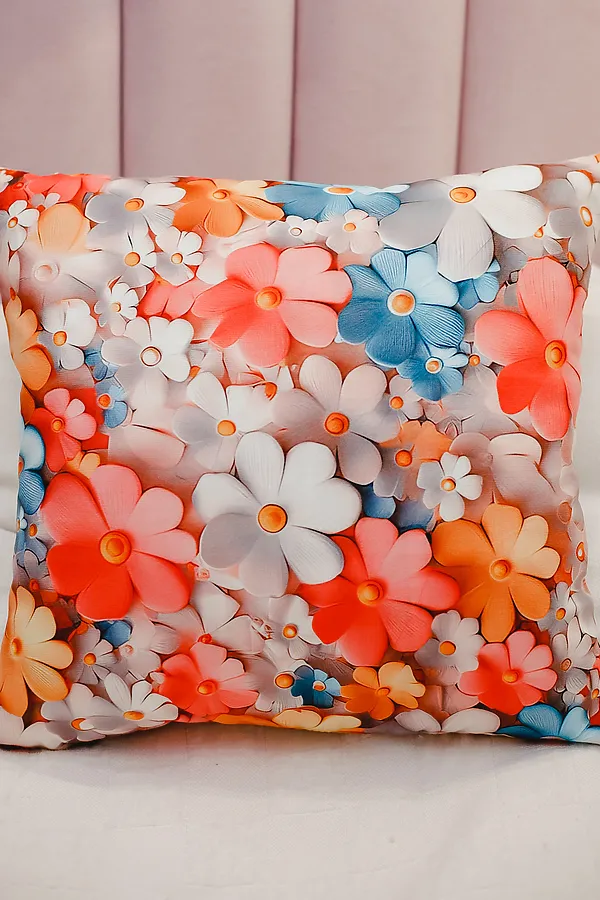 Наволочка декоративная декоративная 1 шт 3D эффект НАТАЛИ, цветные цветы - фото 2