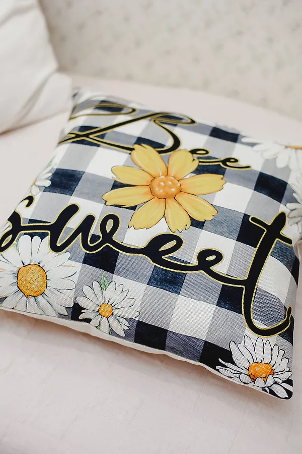 Наволочка декоративная декоративная 2шт рогожка Гном и Цветок НАТАЛИ, бежевый - фото 2