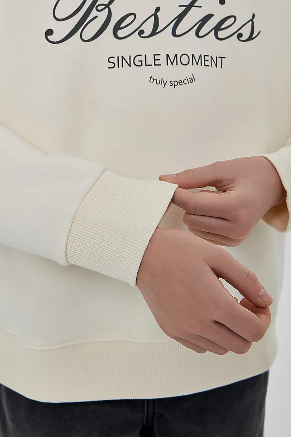 Свитшот MARK FORMELLE, молочный +печать1 - фото 2