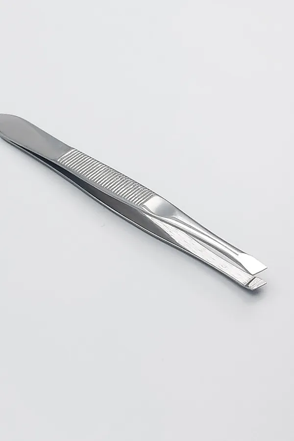 Zinger Пинцет для бровей скошенный / Classic B 164 S SH, ручная заточка, 88-90 мм, серебристый глянцевый KRISTALLER, серебристый - фото 2