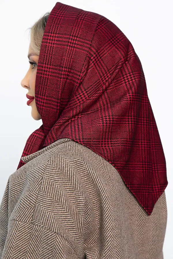 Косынка с отворотом LADY TAIGA, бордовая клетка - фото 2