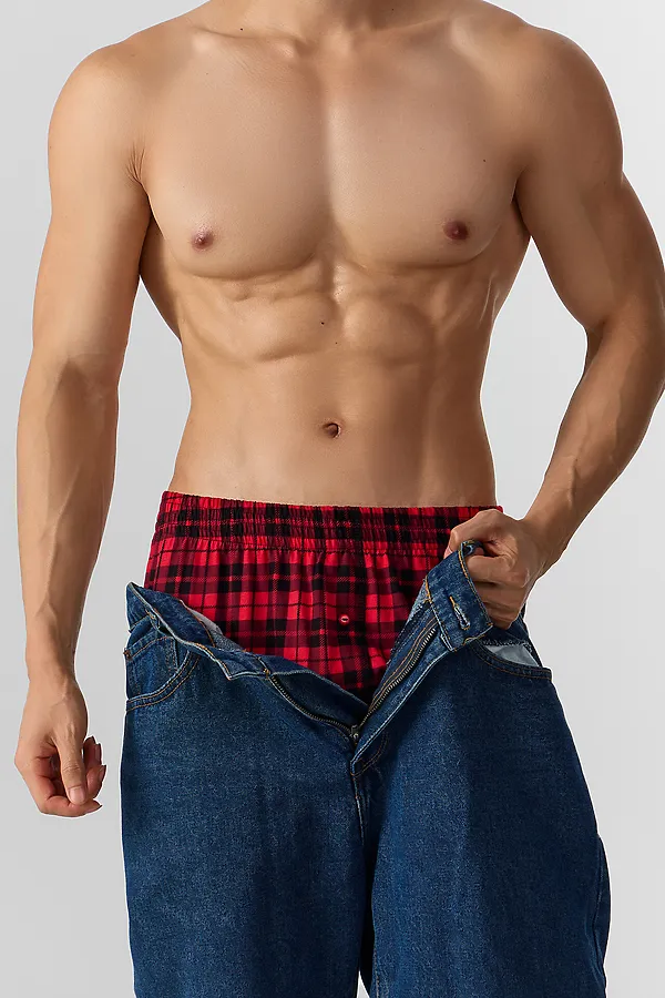 Трусы MARK FORMELLE, черная клетка на красном - фото 2