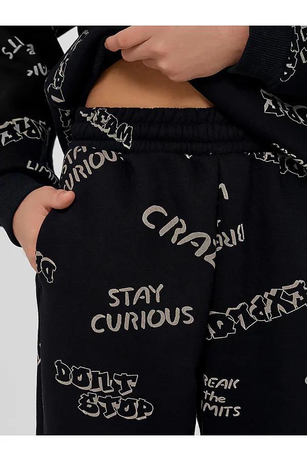 Комплект (Худи+Брюки) MARK FORMELLE, надписи на черном - фото 2