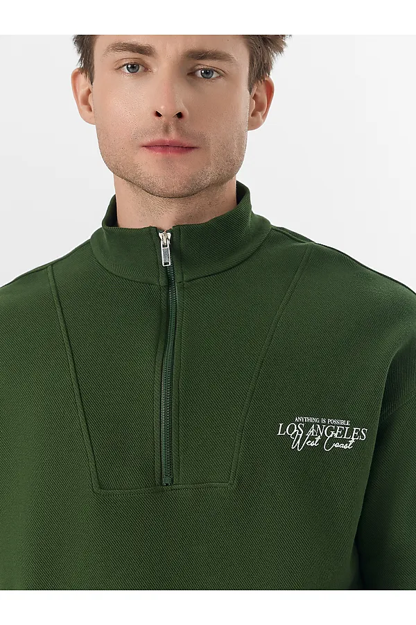 Толстовка MARK FORMELLE, т.зеленый +печать - фото 2