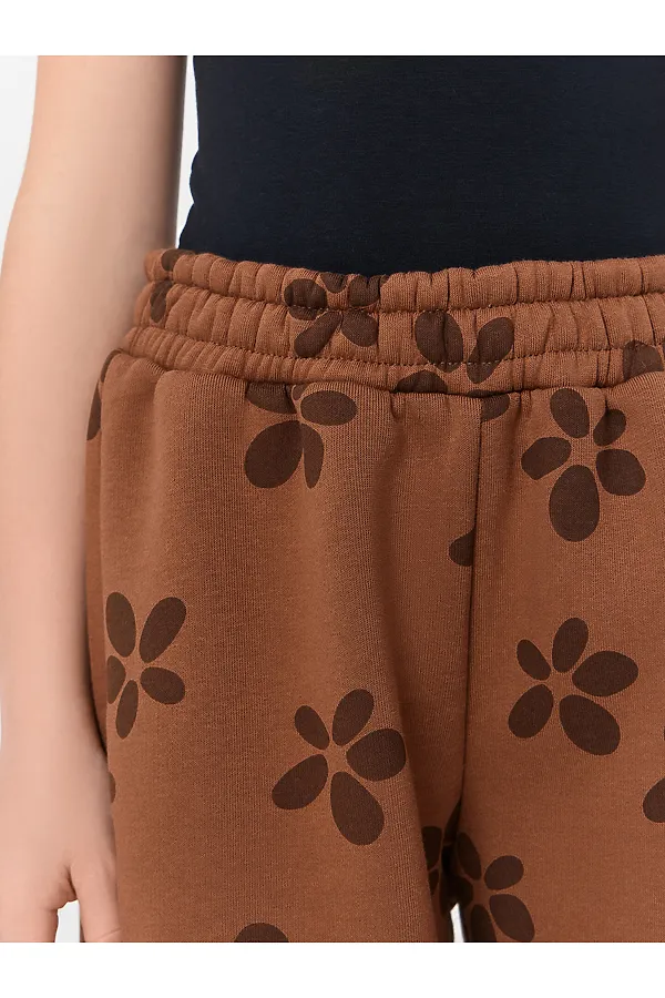 Брюки MARK FORMELLE, цветочки на коричневом - фото 2