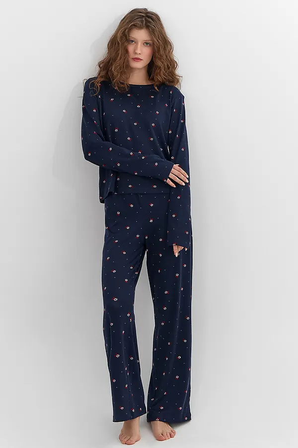 Комплект женский (джемпер, брюки) MARK FORMELLE, персонажи на т.синем - фото 2