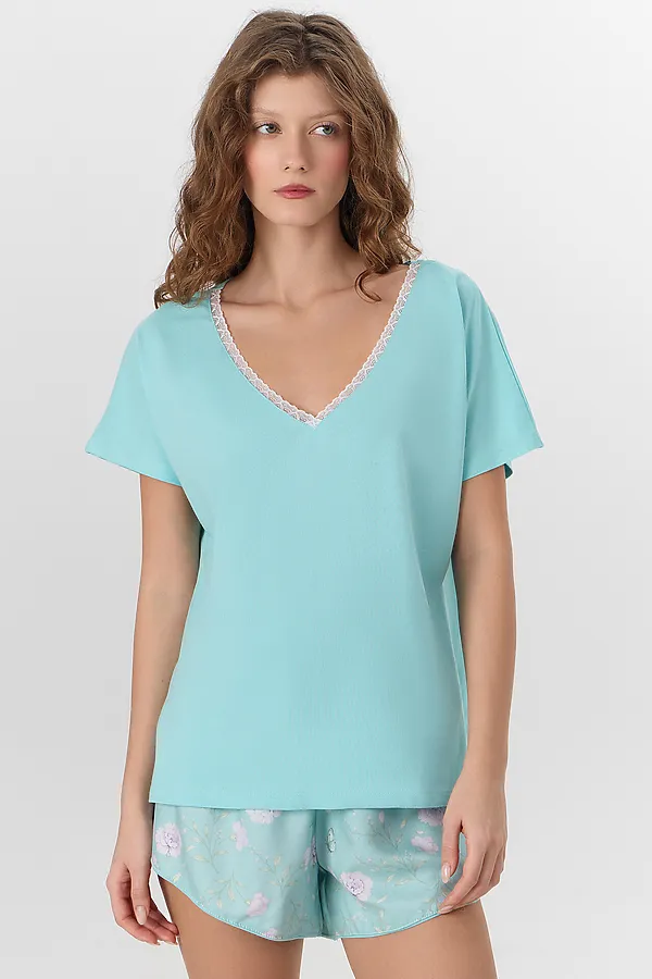 Комплект женский (футболка, шорты) MARK FORMELLE, мятный +цветы на мятном - фото 2