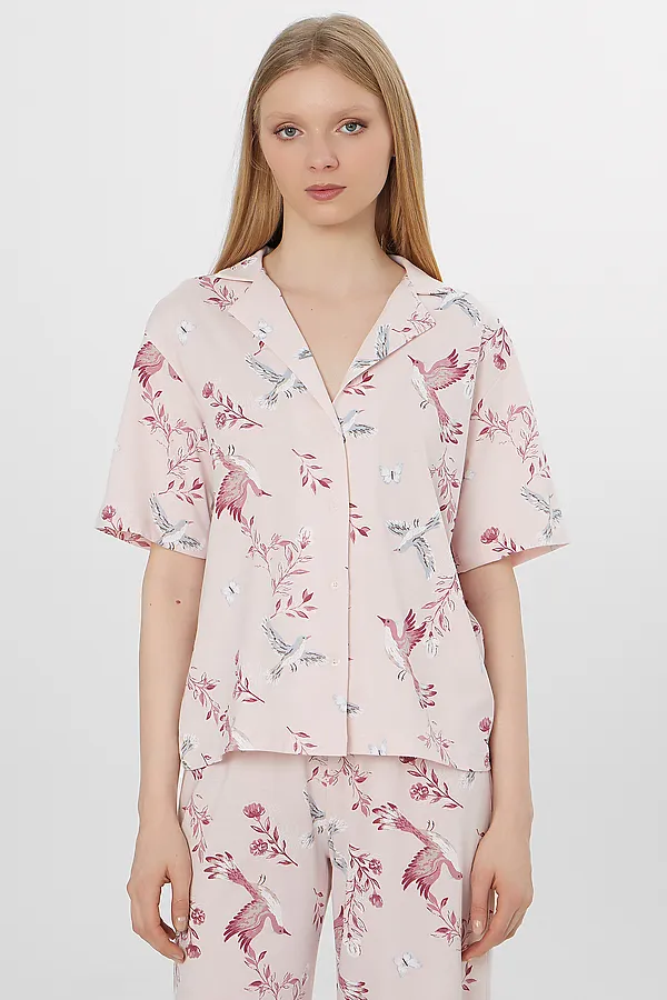 Комплект женский (рубашка, брюки) MARK FORMELLE, птицы на нежно -розовом - фото 2