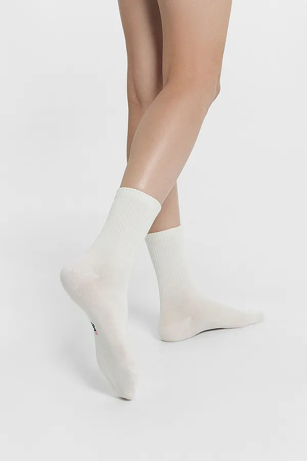 Носки женские MARK FORMELLE, молочный - фото 2