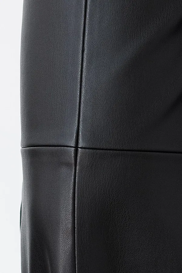 Прямые брюки из искусственной кожи VILATTE, черный - фото 2