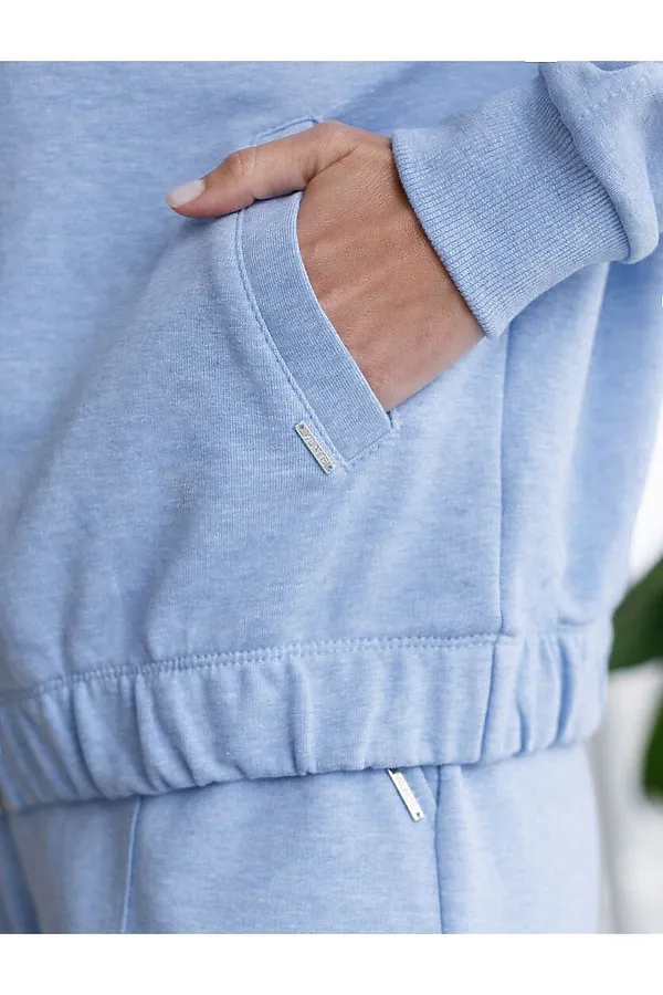Бомбер среднего объема на молнии из петельчатого футера двухнитки с эластаном VILATTE, голубой меланж - фото 2