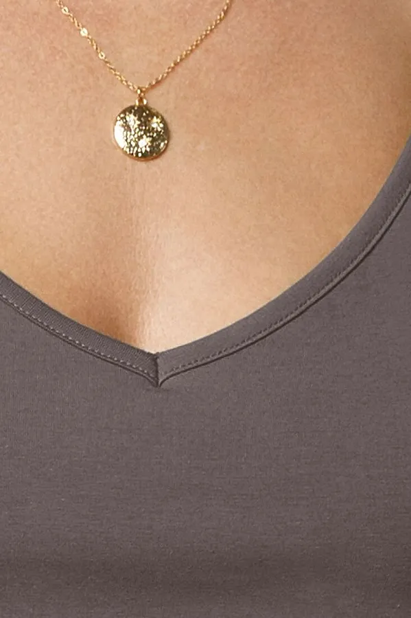 Топ с V-вырезом на регулируемых бретелях эластичный из премиального хлопка VILATTE, кофе - фото 2