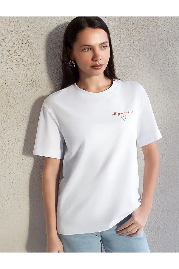Свободная футболка с принтом из премиального хлопка с эастаном VILATTE, белый_love - фото 2