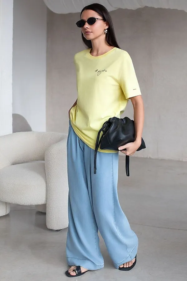 Свободная футболка с принтом из премиального хлопка с эастаном VILATTE, лимонный_love - фото 2