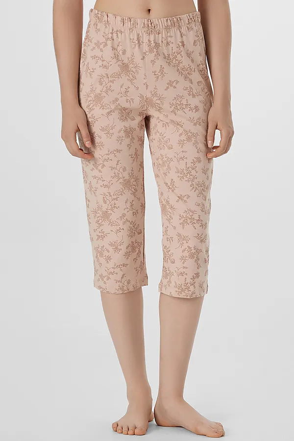 Комплект женский (футболка, бриджи) MARK FORMELLE, лунный свет +цветочки на молочном - фото 2