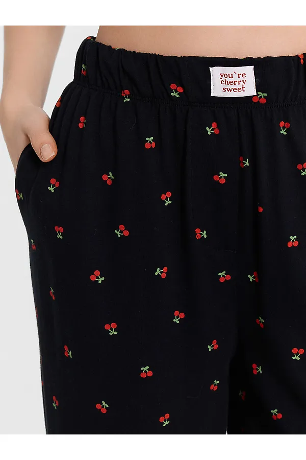 Брюки женские MARK FORMELLE, вишенки на черном - фото 2