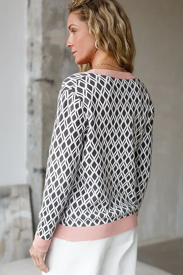 Кардиган с V-вырезом жаккардовой вязки с принтом ромб VILATTE, кофейный-белый - фото 2