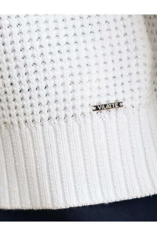 Укороченный джемпер с широкими рукавами рельефной вязки из хлопка с акрилом VILATTE, белый - фото 2