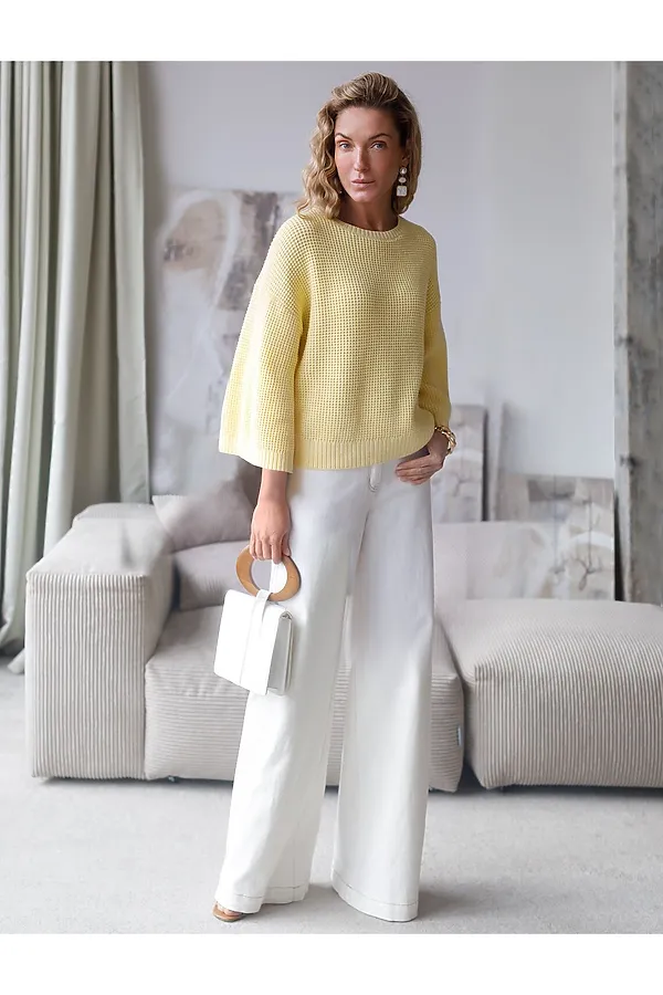 Укороченный джемпер с широкими рукавами рельефной вязки из хлопка с акрилом VILATTE, светло-желтый - фото 2