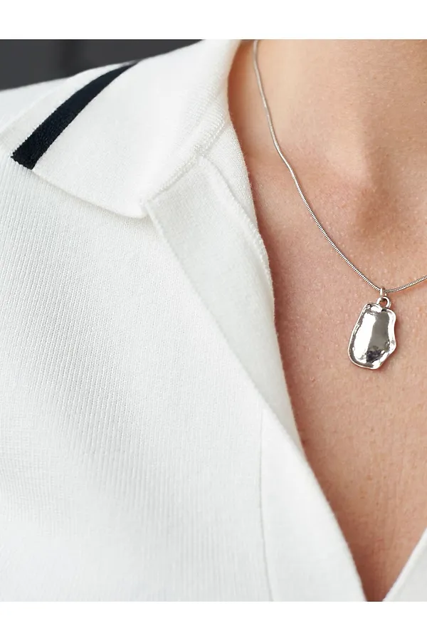 Джемпер с воротником-поло с коротким рукавом тонкой вязки из вискозы VILATTE, белый - фото 2