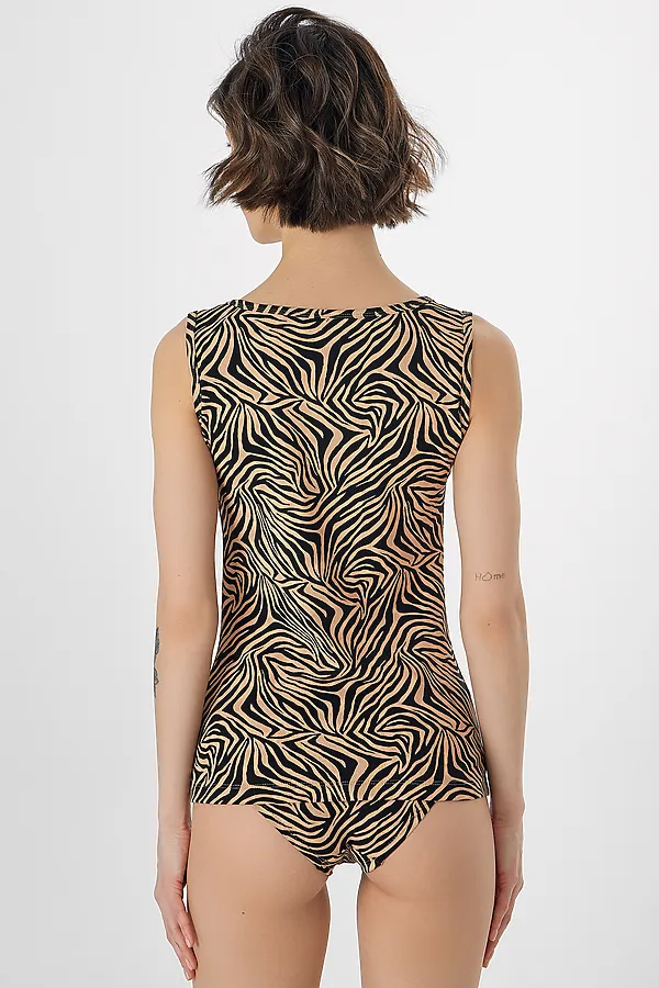 Топ женский MARK FORMELLE, анималистичный принт на бежевом - фото 2