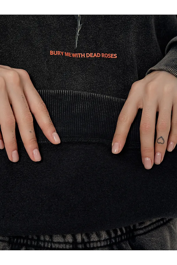 Худи женское MARK FORMELLE, acid wash черный +печать - фото 2