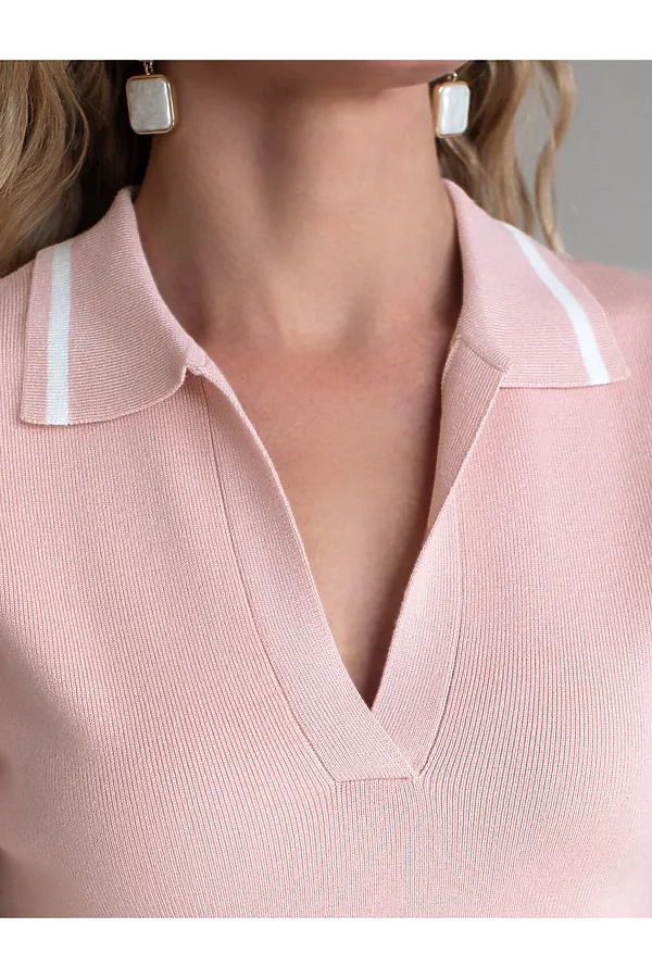 Джемпер с воротником-поло с коротким рукавом тонкой вязки из вискозы VILATTE, пудровый - фото 2