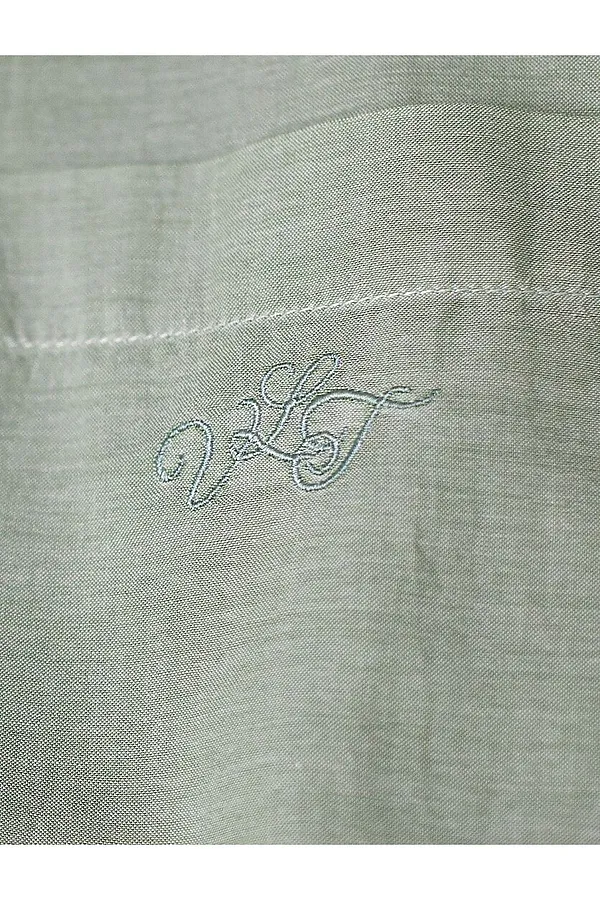 Блузка свободная с карманом из хлопка VILATTE, светло-оливковый - фото 2