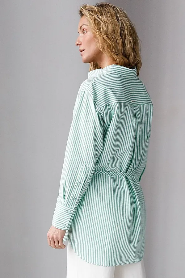 Удлиненная блузка с поясом в тонкую полоску из эластичного хлопка VILATTE, белый-фисташковый - фото 2