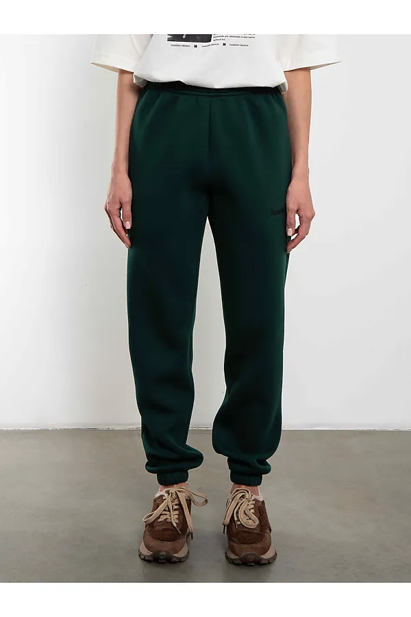 Брюки джоггеры женские малахит с начесом KOSMOS, малахит - фото 2