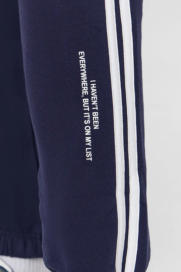 Брюки для мальчиков MARK FORMELLE, полуночно -синий +печать - фото 2