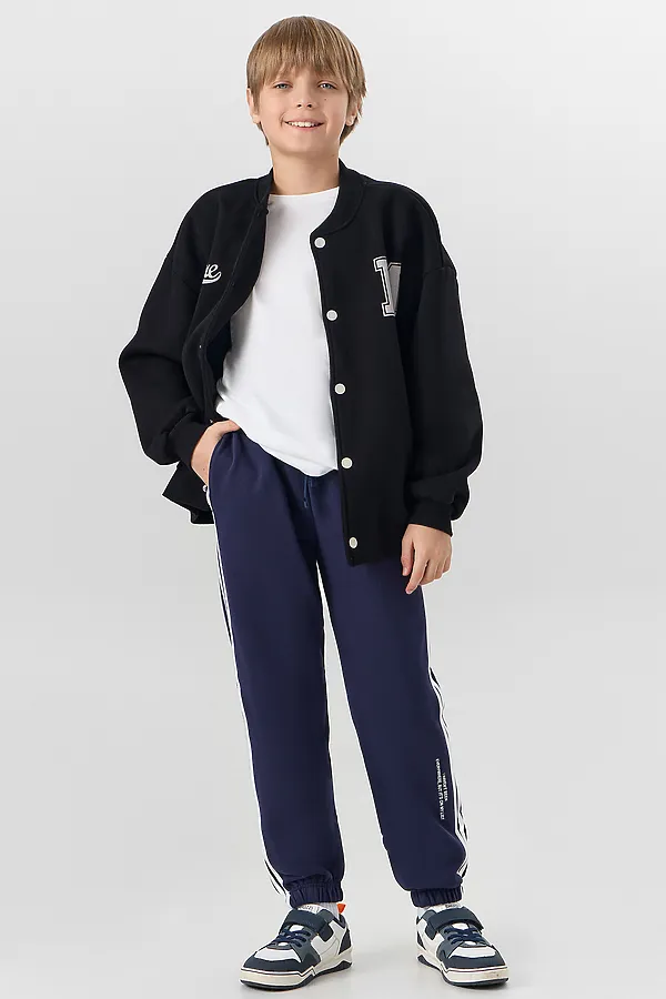 Брюки для мальчиков MARK FORMELLE, полуночно -синий +печать - фото 2