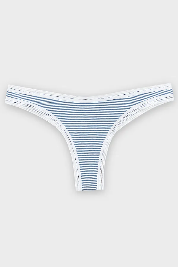 Трусы женские MARK FORMELLE, белые полоски на синем - фото 2
