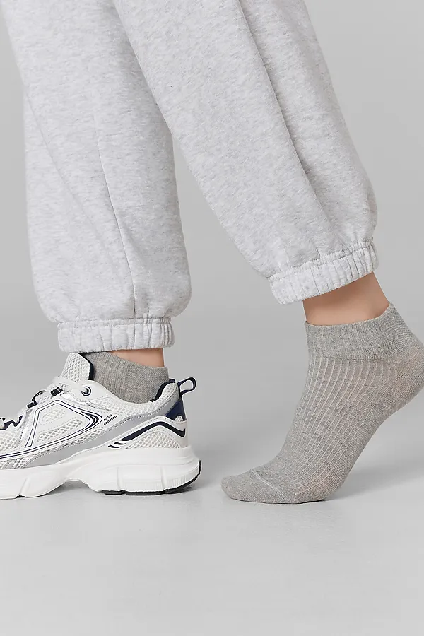 Носки женские MARK FORMELLE, серый меланж - фото 2