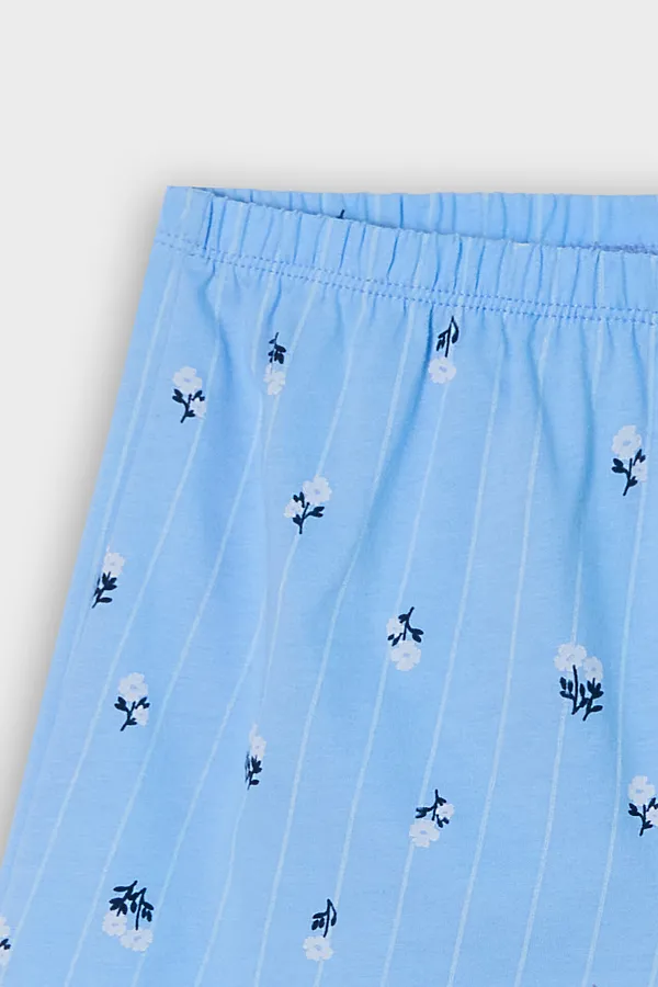 Комплект для девочек (футболка, шорты) MARK FORMELLE, молочный +цветы на голубой полоске - фото 2