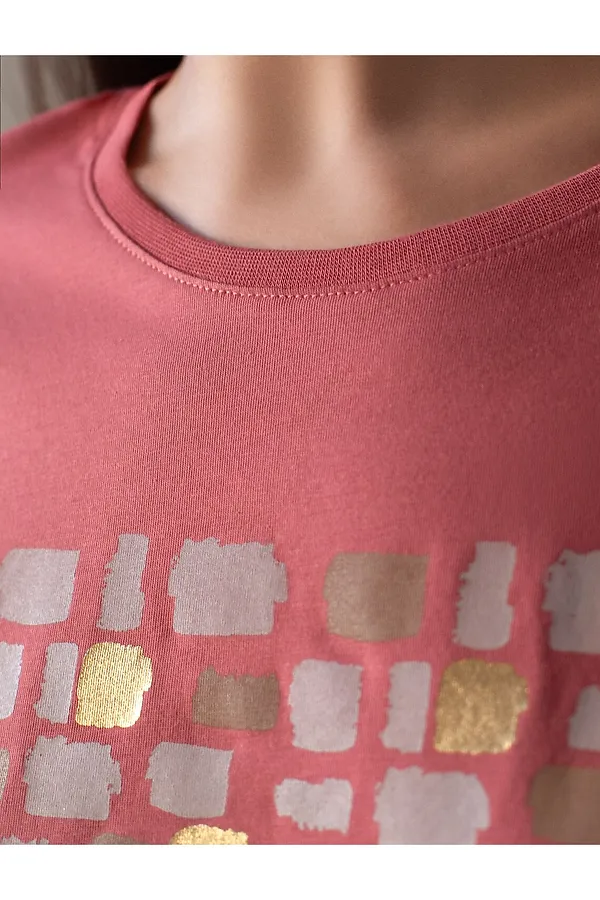 Свободная футболка с принтом из премиального хлопка с эластаном VILATTE, т.коралл_блики - фото 2