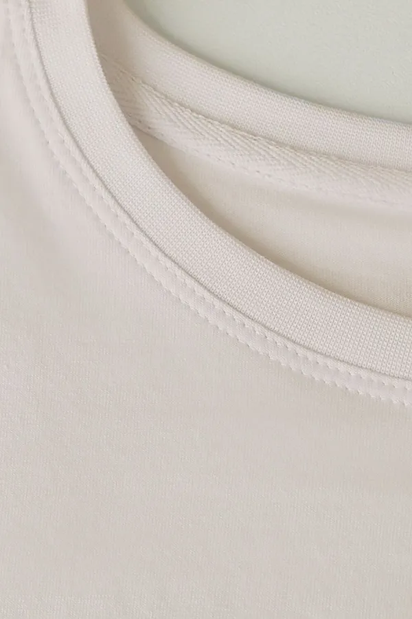 Базовая футболка полуприлегающая из премиального хлопка с эластаном VILATTE, молочный - фото 2