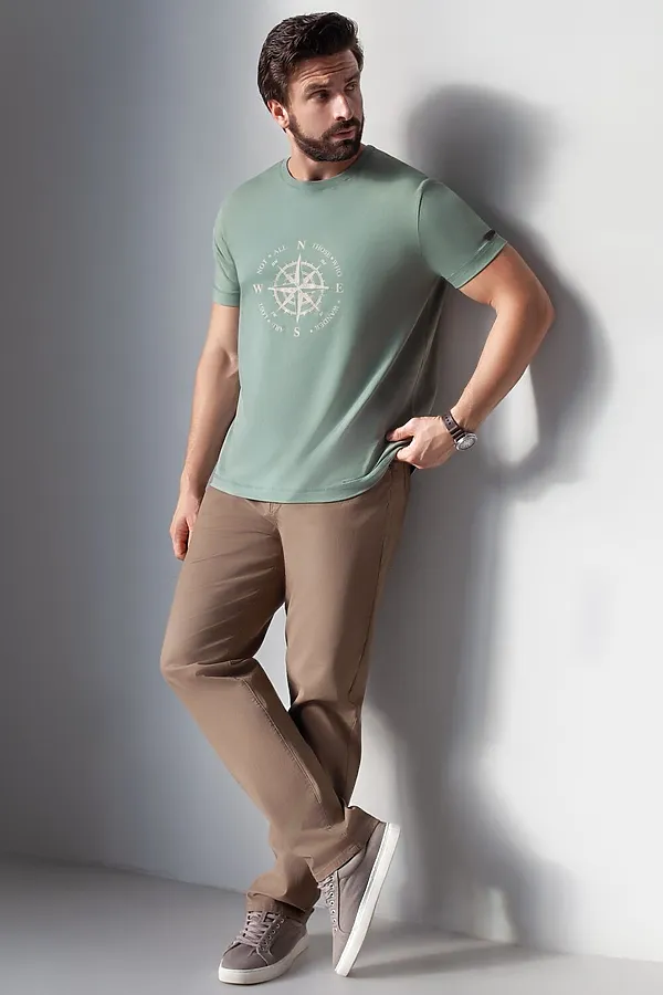 Футболка базовая полуприлегающая из премиального хлопка с принтом VILATTE, св.оливковый_wander - фото 2