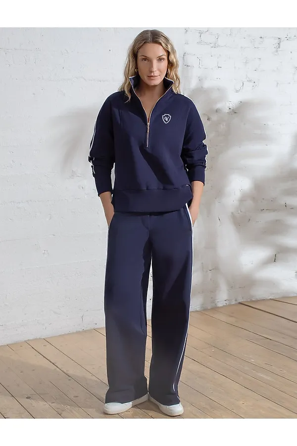 Джемпер с воротом на молнии и лампасами из футера двухнитки с эластаном VILATTE, т.синий_vilatte - фото 2