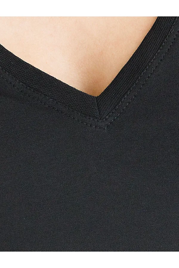 Базовая футболка из премиального хлопка с V образным вырезом VILATTE, черный - фото 2