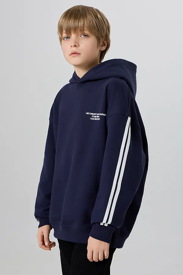 Худи для мальчиков MARK FORMELLE, полуночно -синий +печать - фото 2