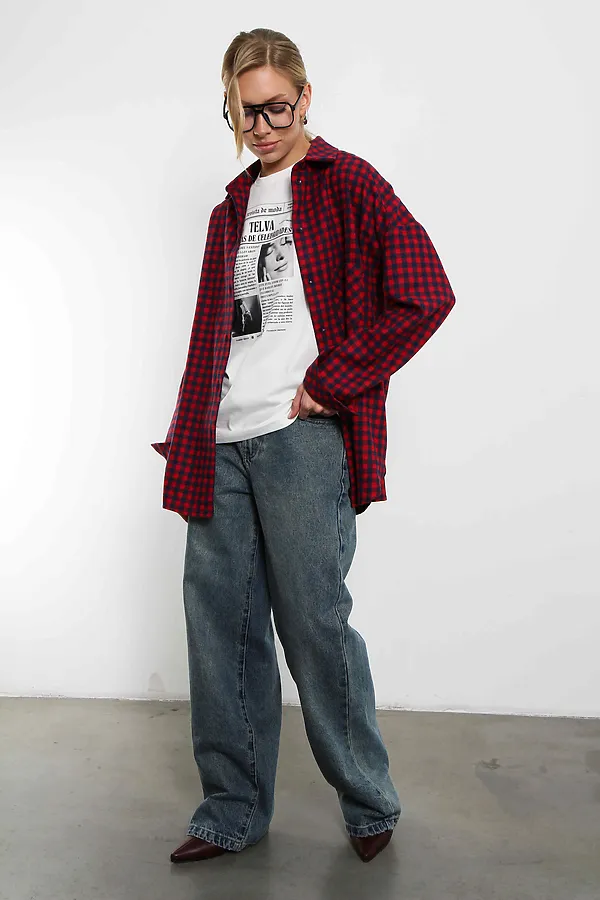 Футболка женская с оверсайз Модная пресса KOSMOS, молочный - фото 2